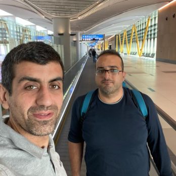 رضا طهرانی و دوستان در فرودگاه